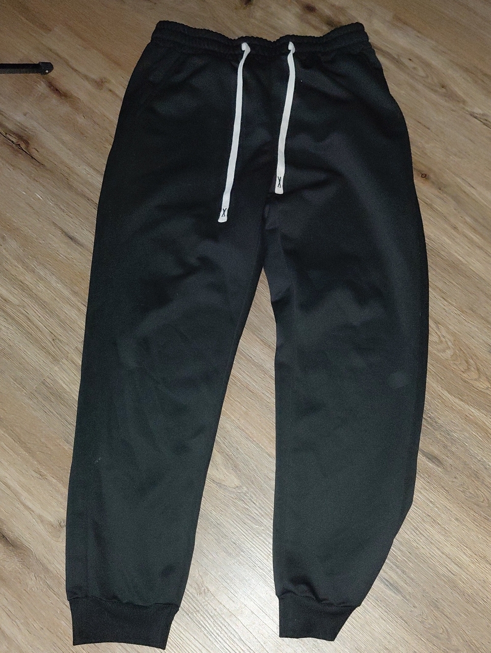Men's Size M Black Jogger Sweatpants with Drawstring